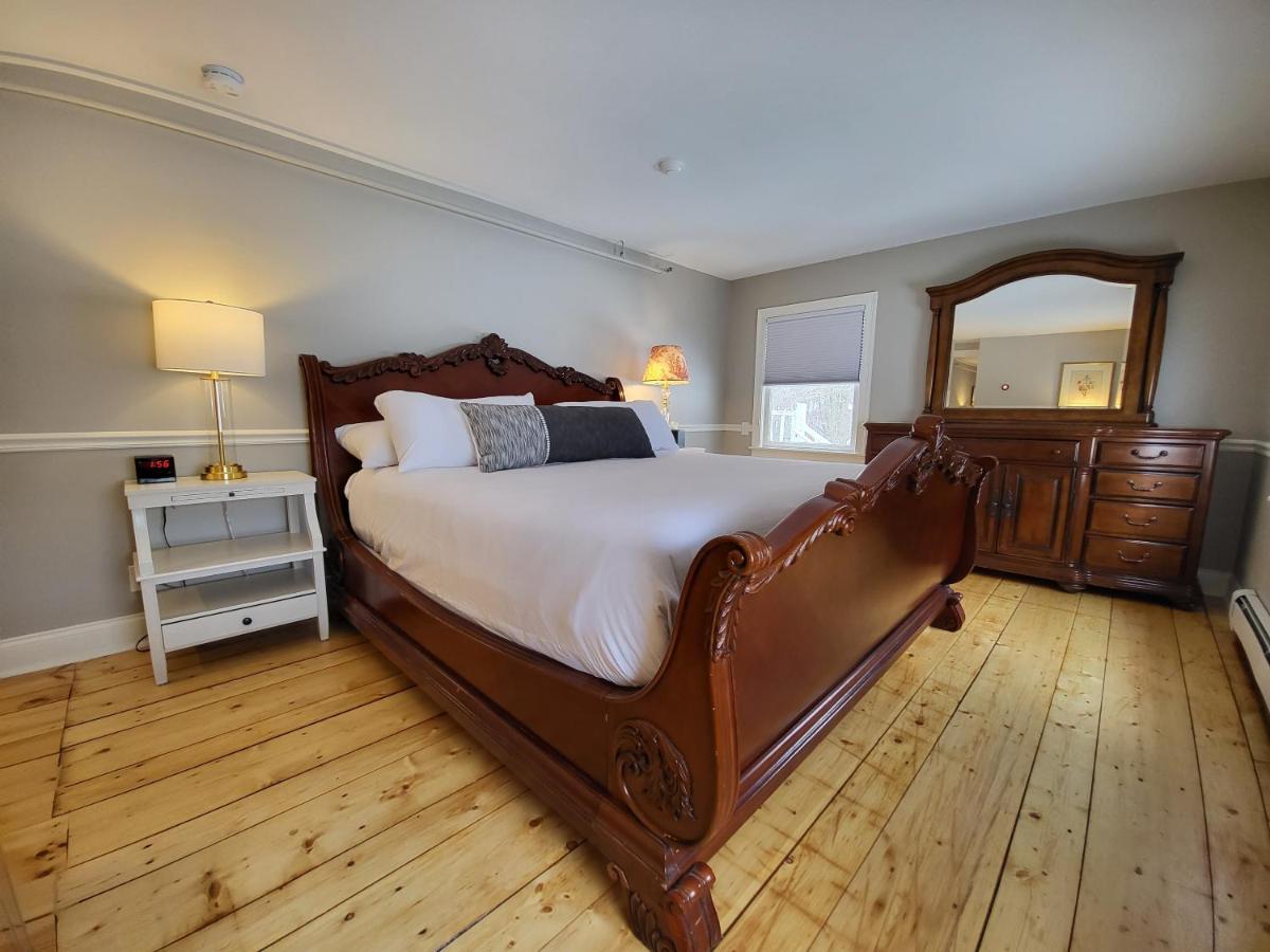 The Stowe Village Inn Экстерьер фото