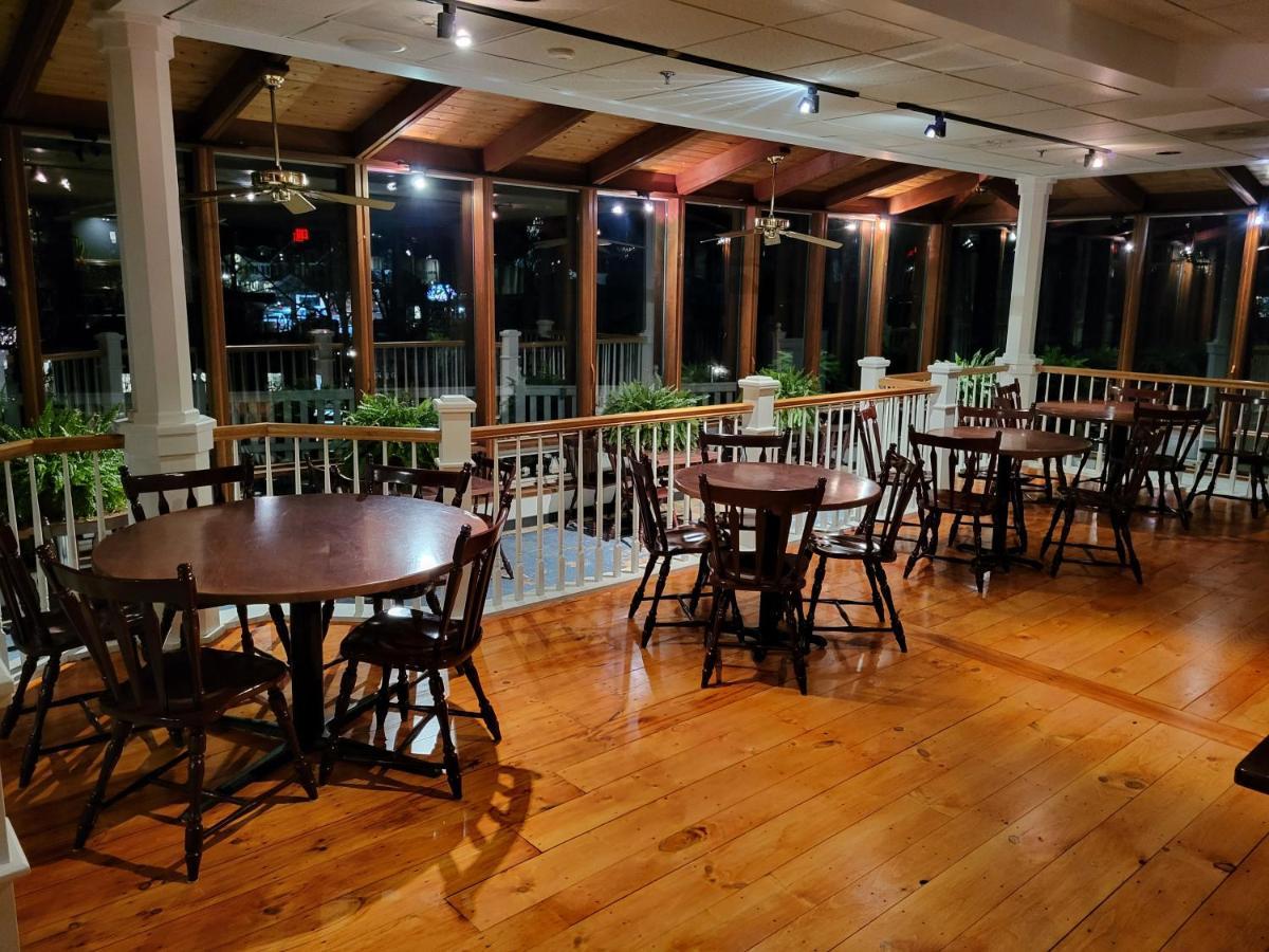 The Stowe Village Inn Экстерьер фото