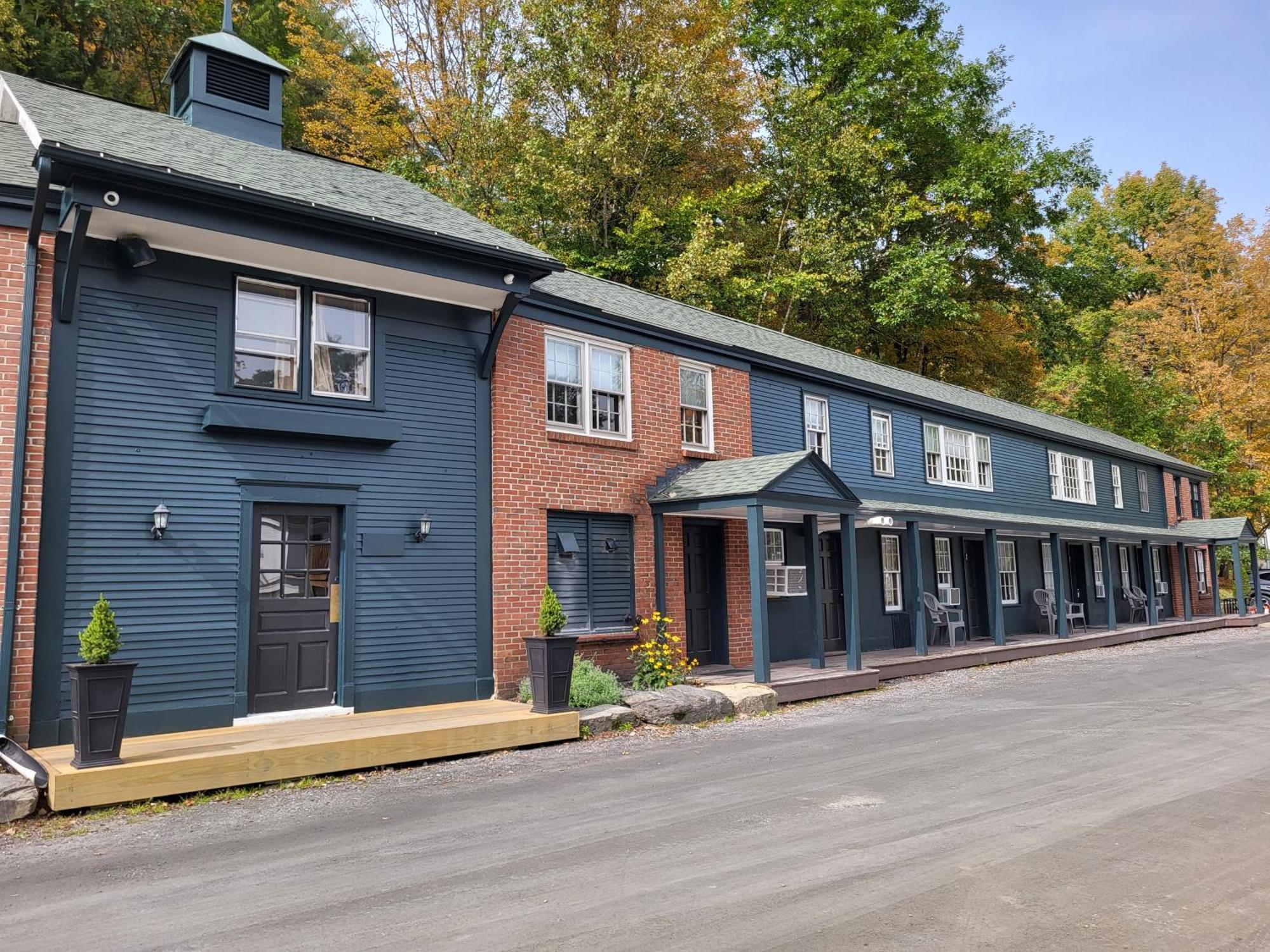 The Stowe Village Inn Экстерьер фото