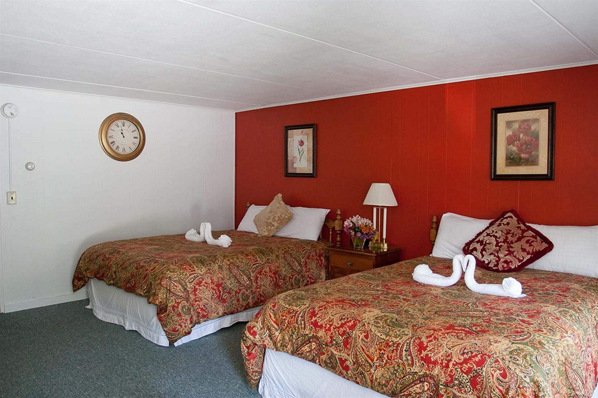 The Stowe Village Inn Экстерьер фото